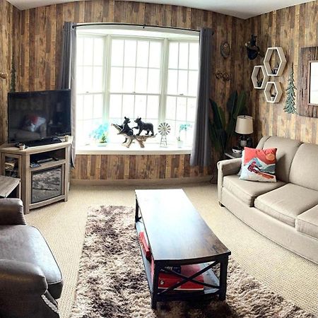 Gorgeous 1St Fl Mtn View Jiminy Suite Sleeps 4 Ski On Off هانكوك المظهر الخارجي الصورة